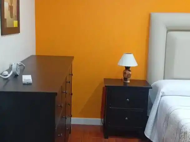 Schlafzimmer von Wohnung zur Miete in Madrid mit Klimaanlage, Möbliert und Balkon