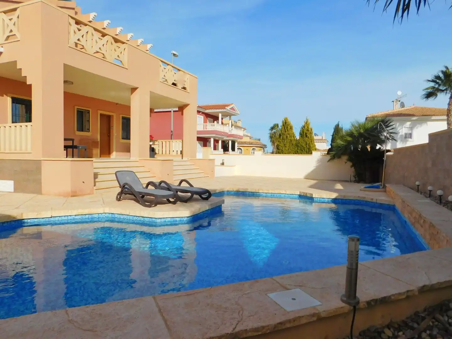 Piscina de Casa o xalet en venda en Rojales amb Terrassa i Balcó