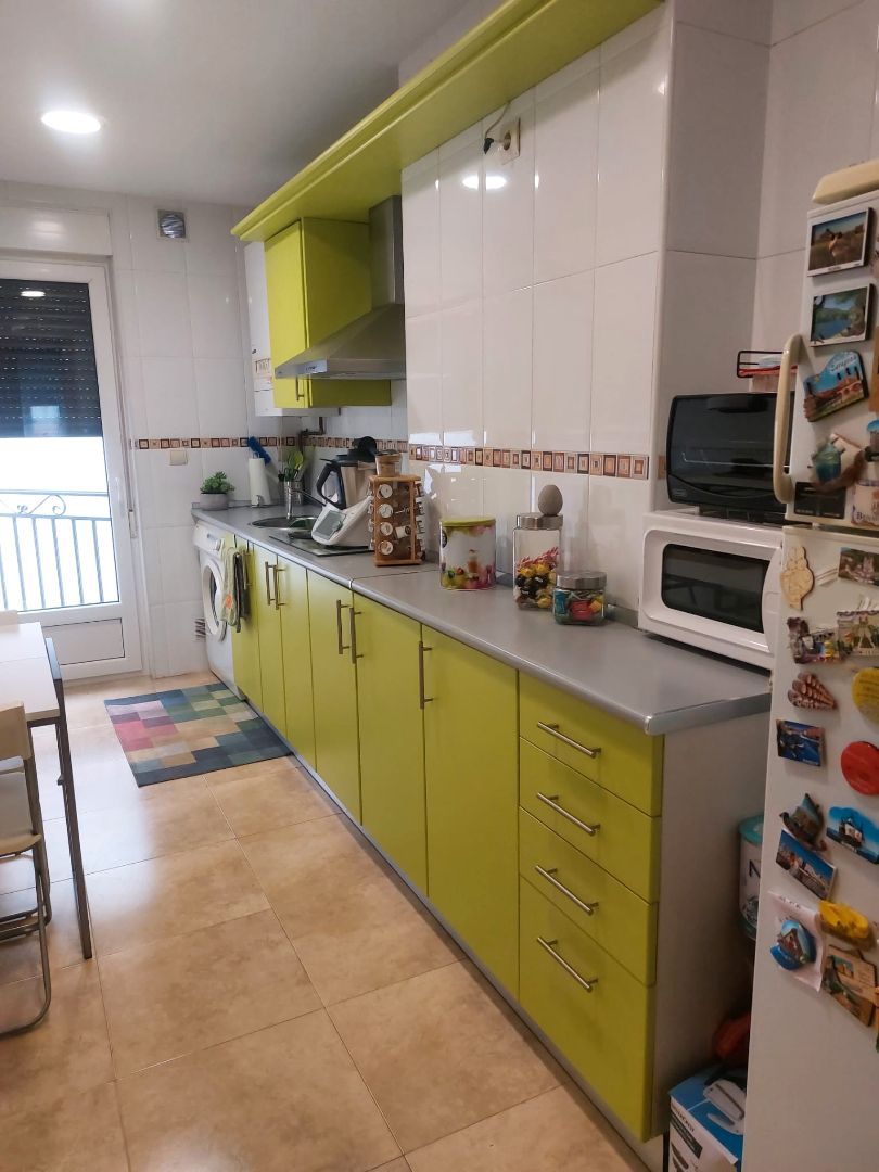 Küche von Wohnungen zur Miete in Benavente mit Heizung, Parkett und Terrasse