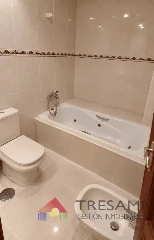 Piso con ascensor en venta en Doce de Octubre 18, imagen 8