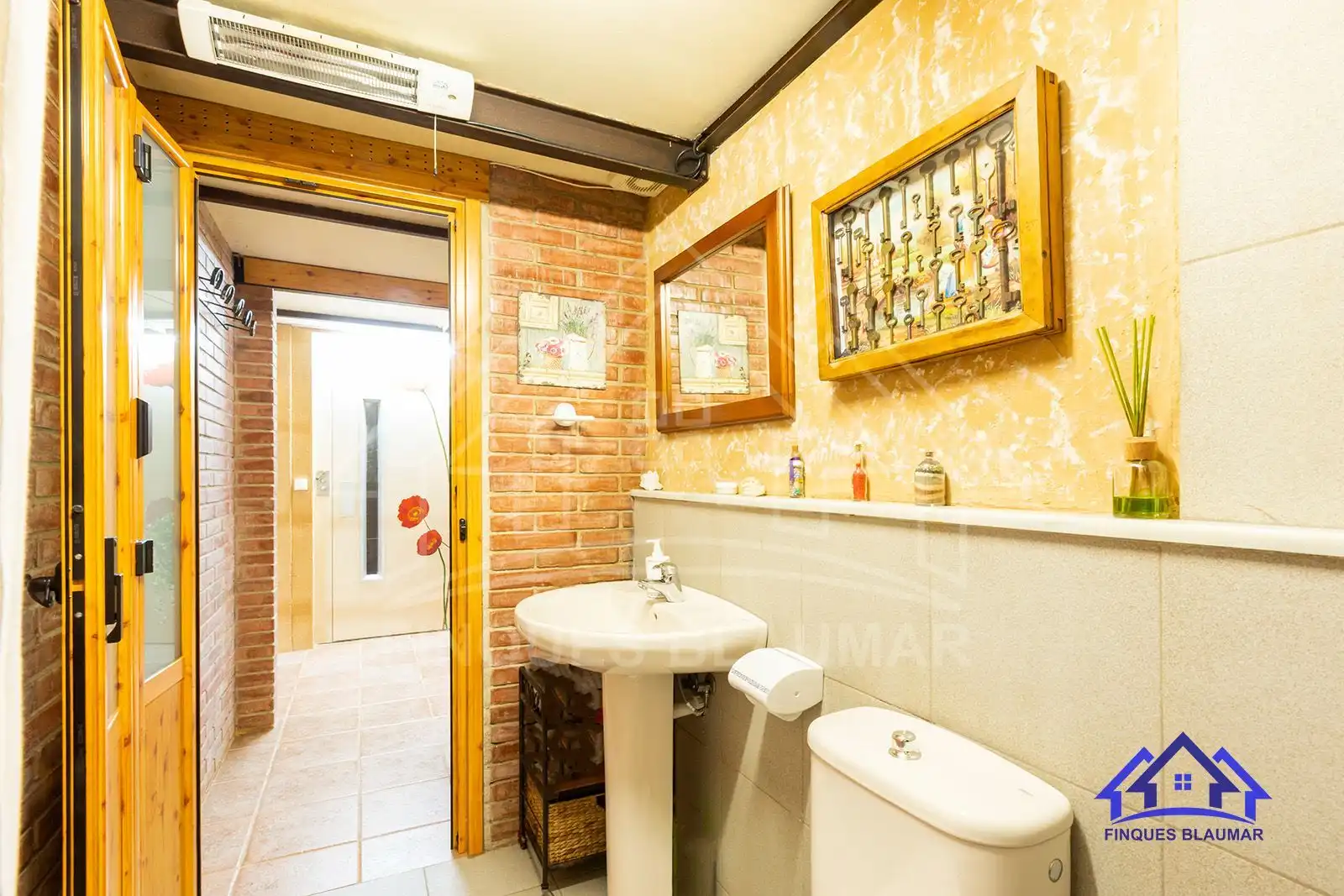 Baño de Casa o chalet en venta en Arenys de Munt con Calefacción, Jardín privado y Trastero