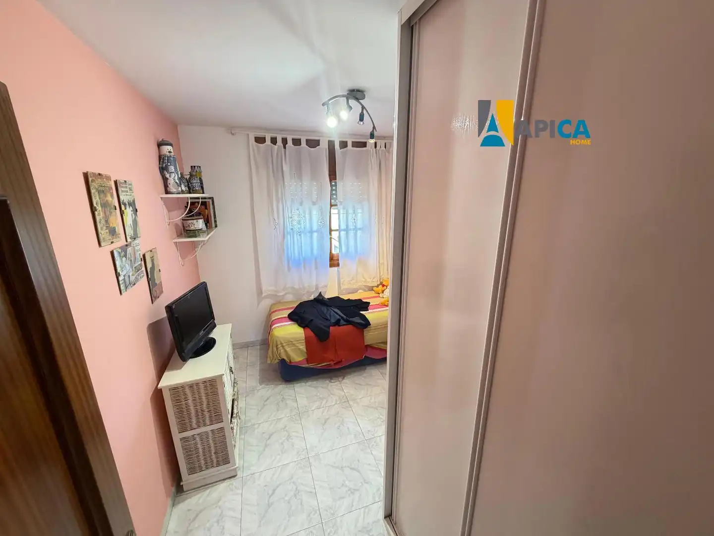 Schlafzimmer von Einfamilien-Reihenhaus zum Verkauf in Algeciras mit Terrasse