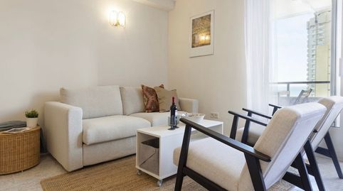 Foto 4 de Piso en venta en Puerto Deportivo, Fuengirola