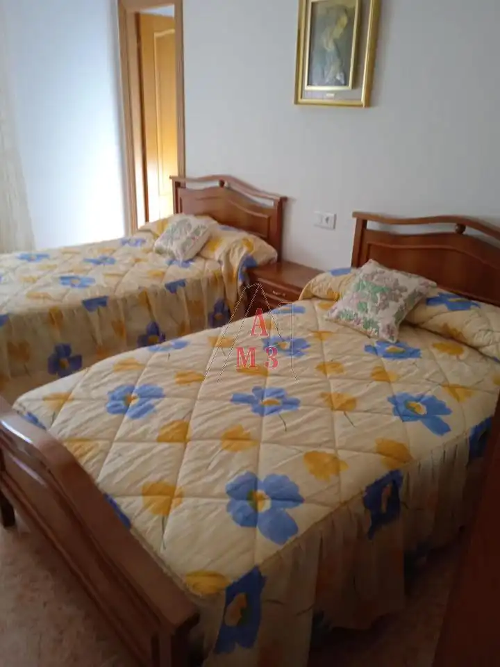 Dormitori de Casa o xalet en venda en Luyego amb Calefacció, Jardí privat i Terrassa