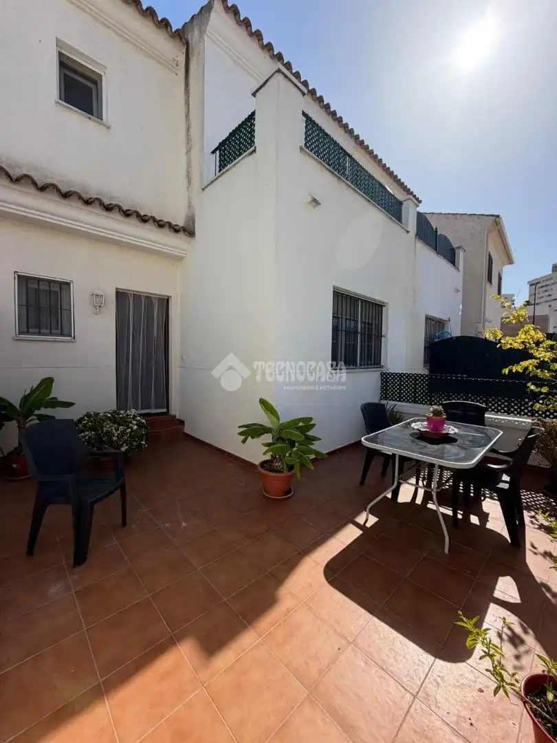 Terrassa de Casa o xalet en venda en San Fernando amb Aire condicionat