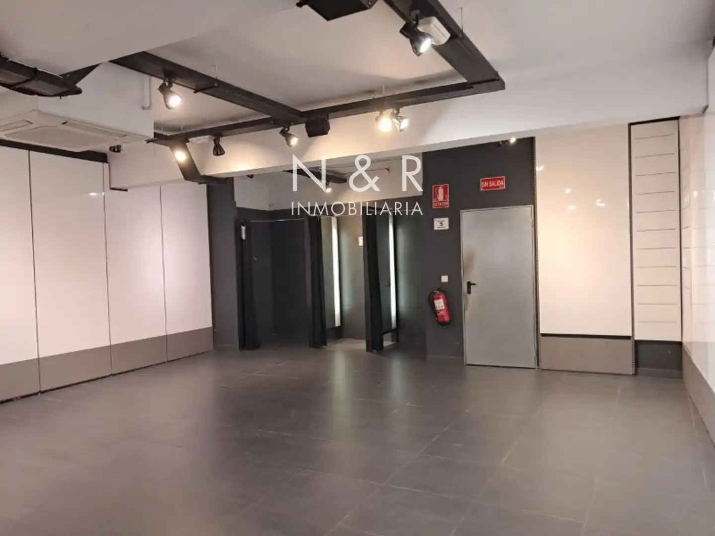 Local comercial en alquiler en Calvo Sotelo, imagen 7