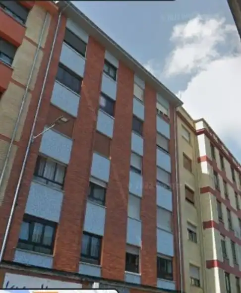Vista exterior de Piso en venta en Langreo