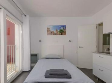 Estudi amb ascensor de lloguer a Benicalap