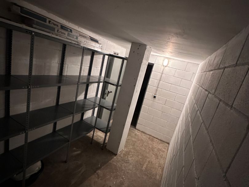 Box room to rent in Mérida