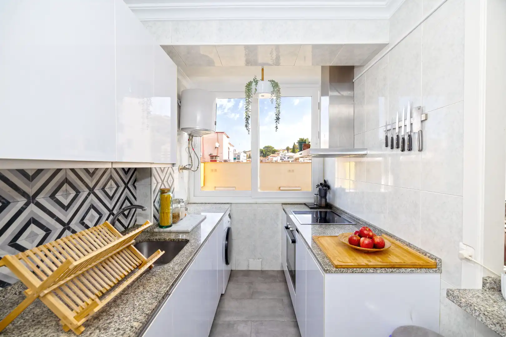 Kitchen of Flat for sale in Málaga  with Air Conditioner, Heating and Terrace
