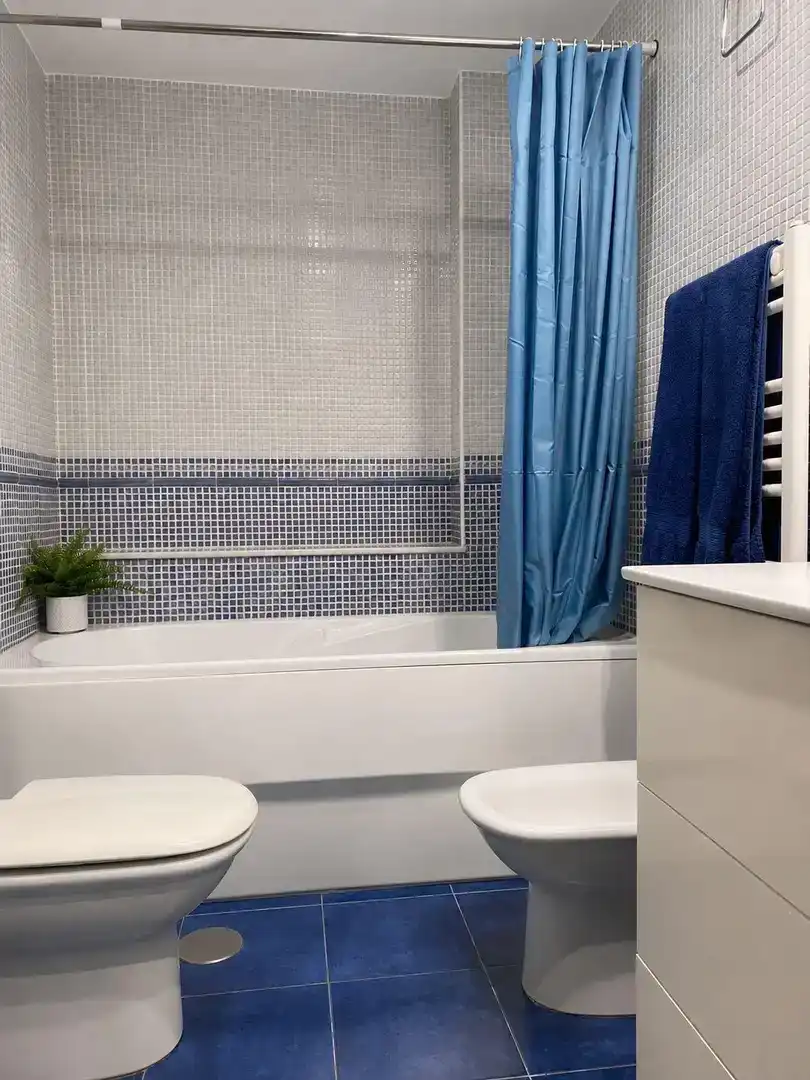 Bany de Pis en venda en Villaviciosa
