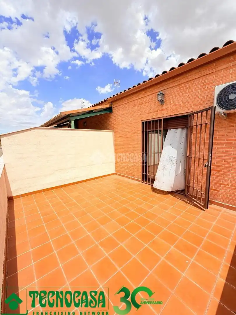 Terraza de Casa adosada en venta en Burujón con Aire acondicionado, Calefacción y Terraza