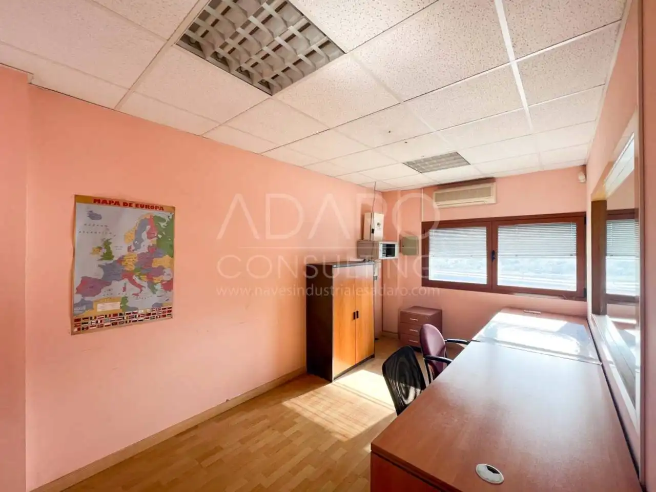 Nave industrial en venta en Alcalá de Henares con Alarma