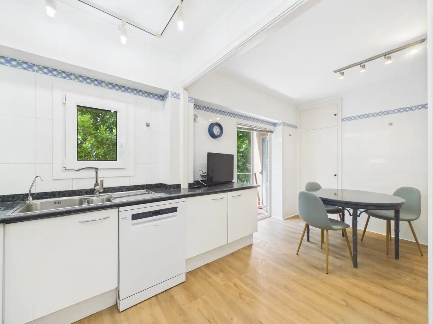 Kitchen of Flat for rent in  Palma de Mallorca  with Air Conditioner, Furnished and Balcony