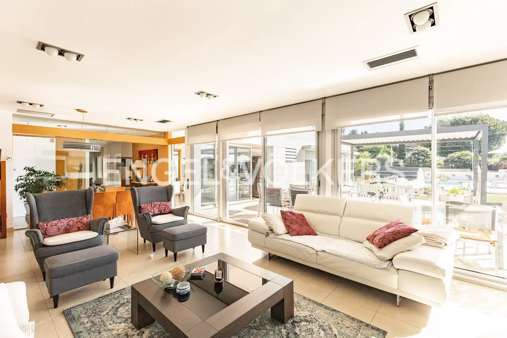 Living room of Houses for rent in Cabrera de Mar  with Air Conditioner, Heating and Parquet flooring
