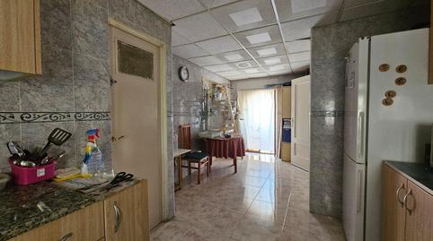 Foto 3 de Piso en venta en Plaza de Toros - Avenida Chapí - Trinquete, Elda