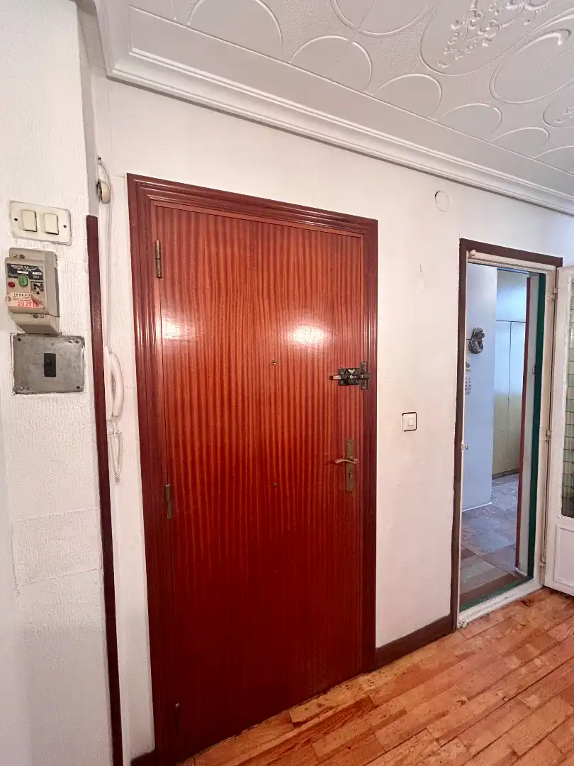 Flat with terrace for sale in Beraun - Pontika, imagen 2