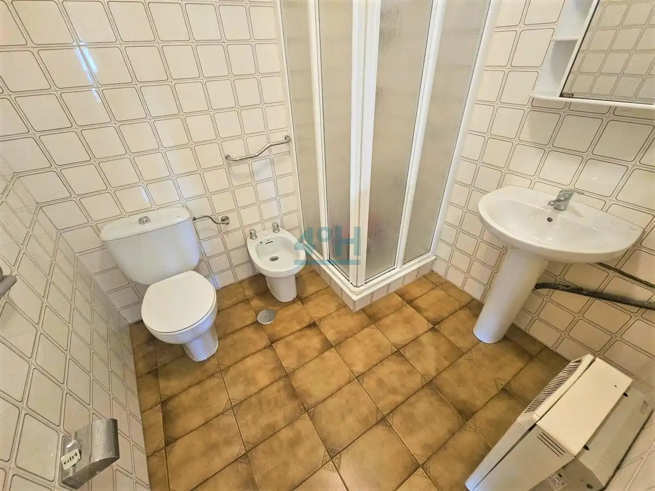 Bathroom of Buildings for sale in Ourense Capital 