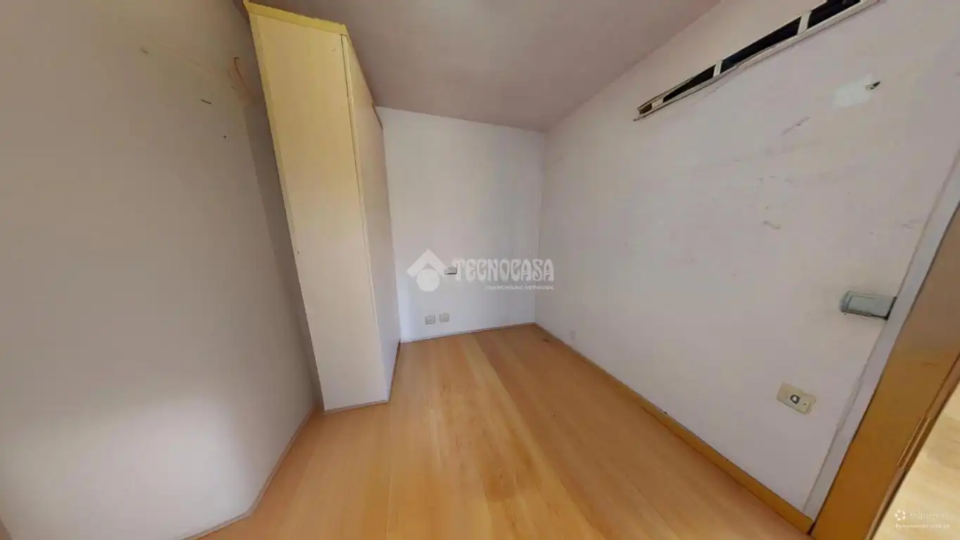 Habitación de Piso en venta en Valencia con Balcón
