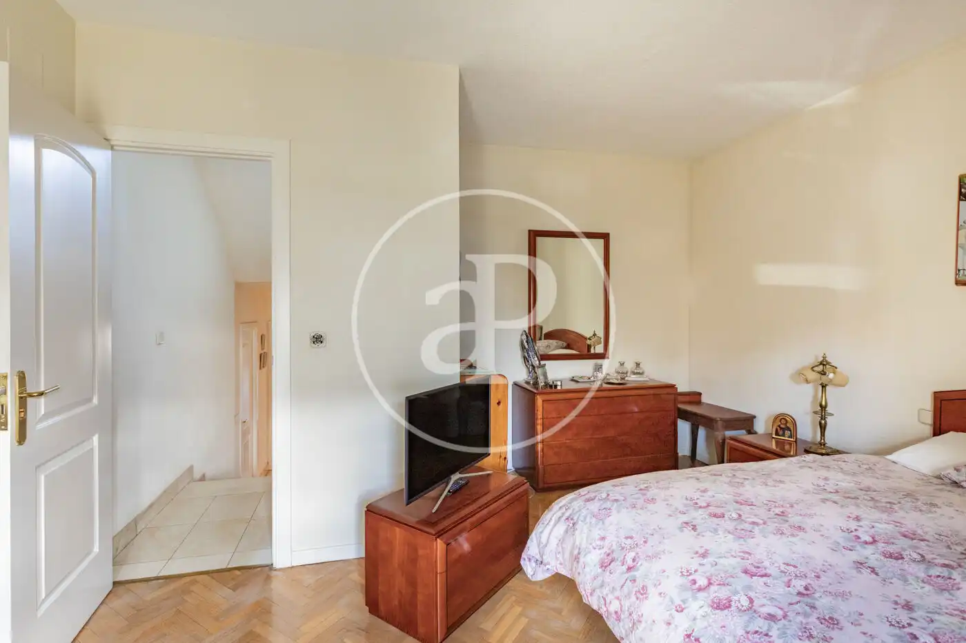 Bedroom of Detached homes for sale in Madrid  with Air Conditioner, Heating and Private garden