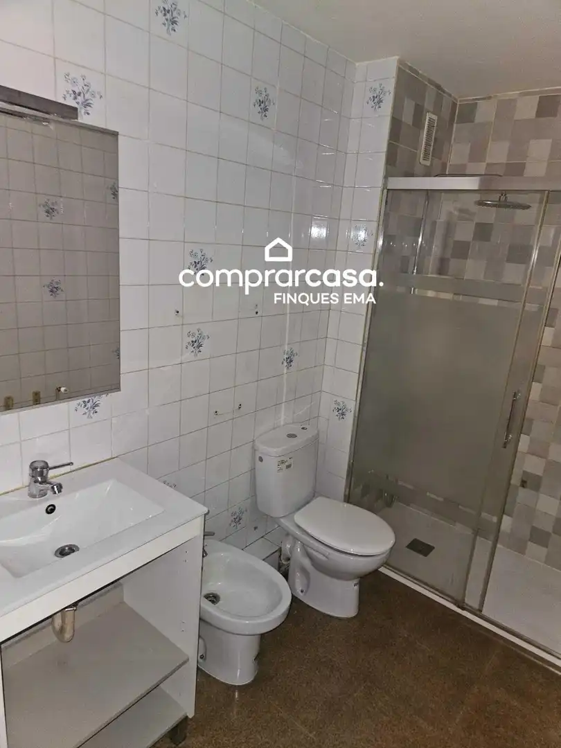 Baño de Dúplex en venta en Mollet del Vallès con Balcón