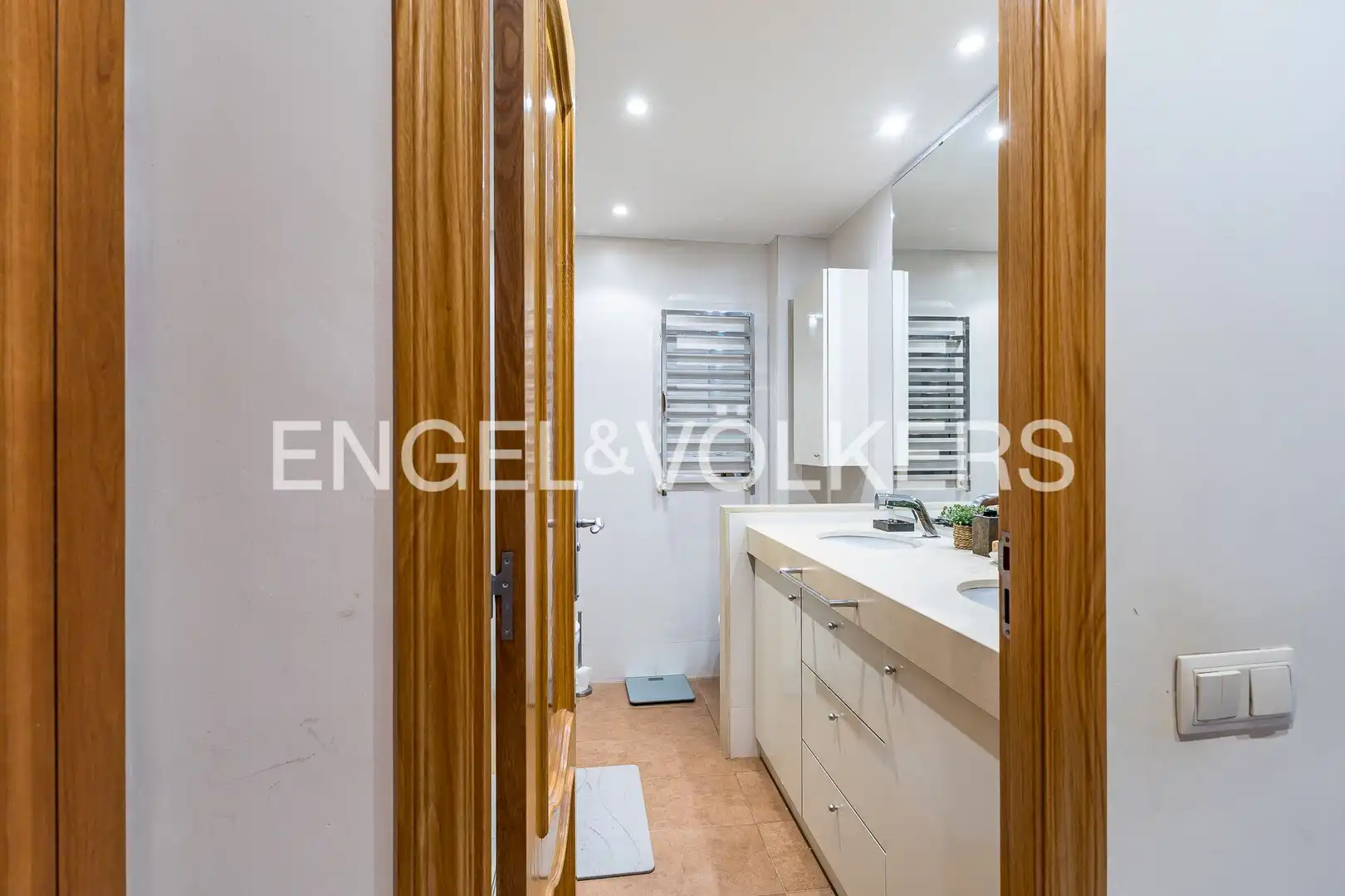 Baño de Piso en venta en Sant Cugat del Vallès con Aire acondicionado, Calefacción y Parquet