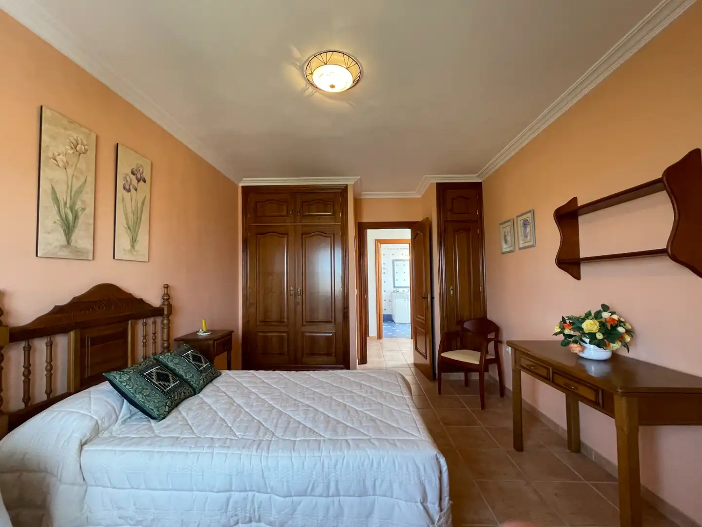Dormitori de Casa o xalet en venda en Alhaurín de la Torre amb Aire condicionat, Calefacció i Jardí privat
