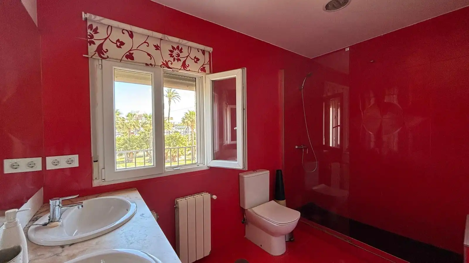 Baño de Casa o chalet en venta en Cartagena con Calefacción, Terraza y Amueblado
