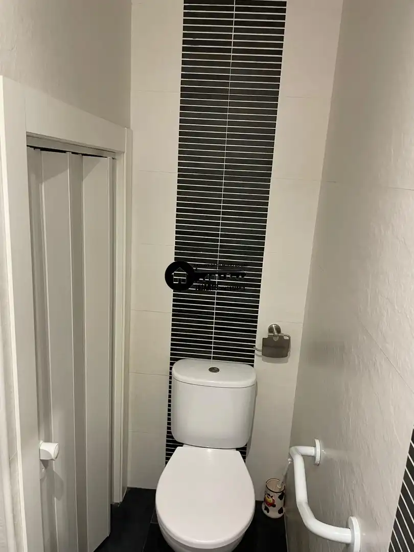 Baño de Casa adosada en venta en Albacete con Aire acondicionado, Calefacción y Jardín privado