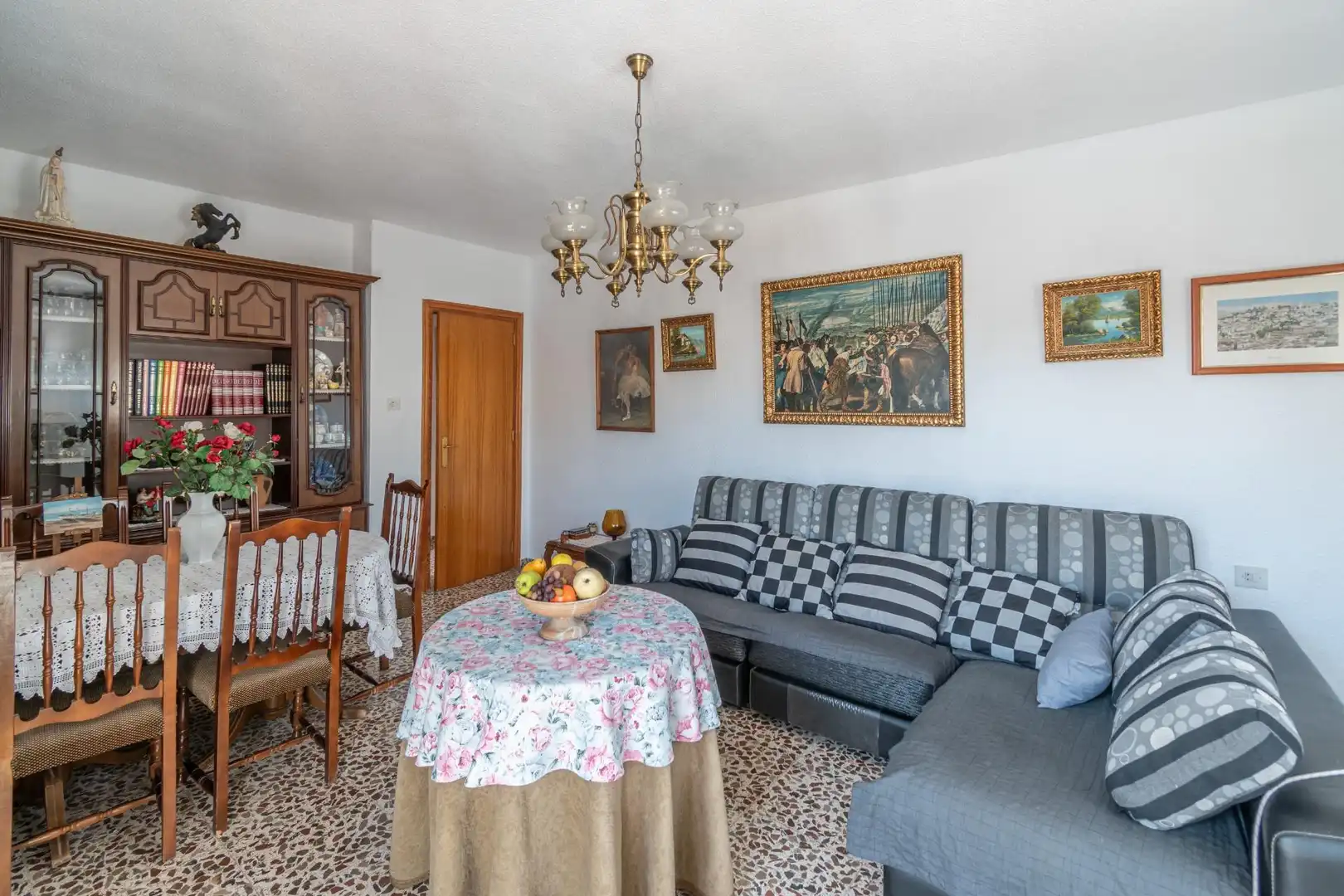 Sala d'estar de Casa o xalet en venda en Atarfe amb Aire condicionat, Terrassa i Traster
