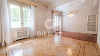 Bedroom of Flat for sale in  Madrid Capital  with Air Conditioner