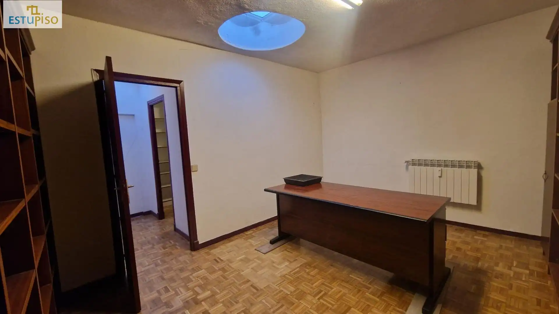 Büro zum Verkauf in Vitoria - Gasteiz mit Möbliert