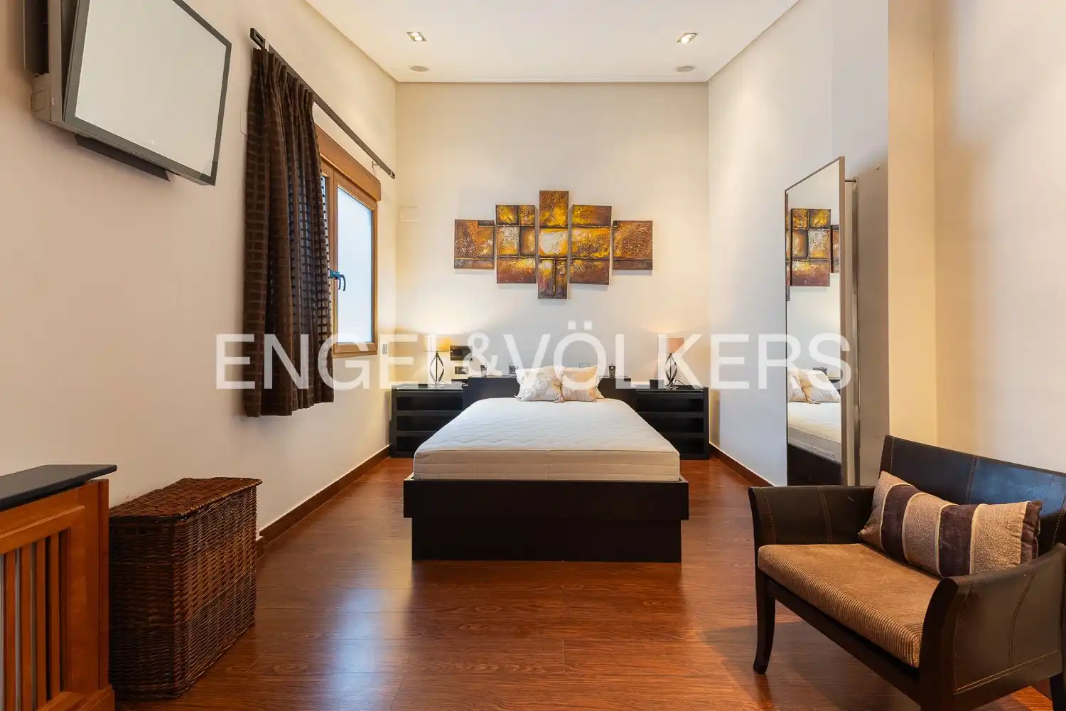 Schlafzimmer von Maisonette zur Miete in Valencia mit Klimaanlage, Heizung und Parkett