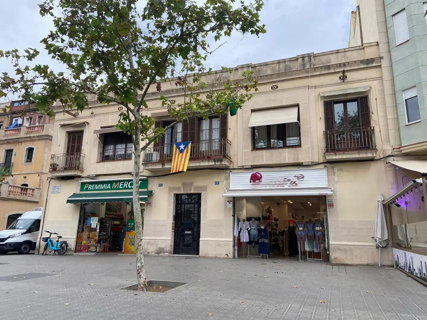 Local de lloguer en Ciutat Vella
