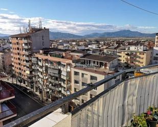 Vista exterior de Pis de lloguer en Salt amb Balcó