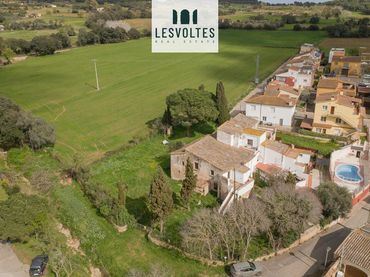 Casa con jardín en venta en De Núria