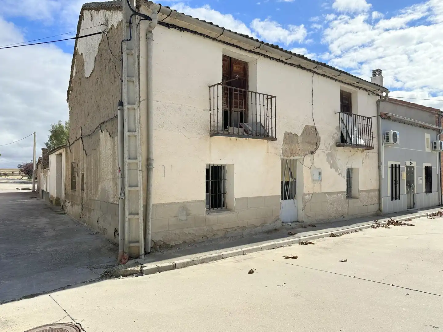 Vista exterior de Casa o xalet en venda en Blascosancho, Ávila