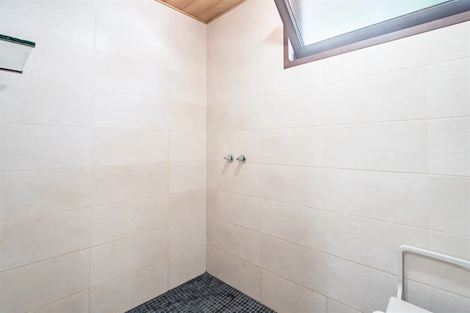 Bany de Casa o xalet en venda en Cártama