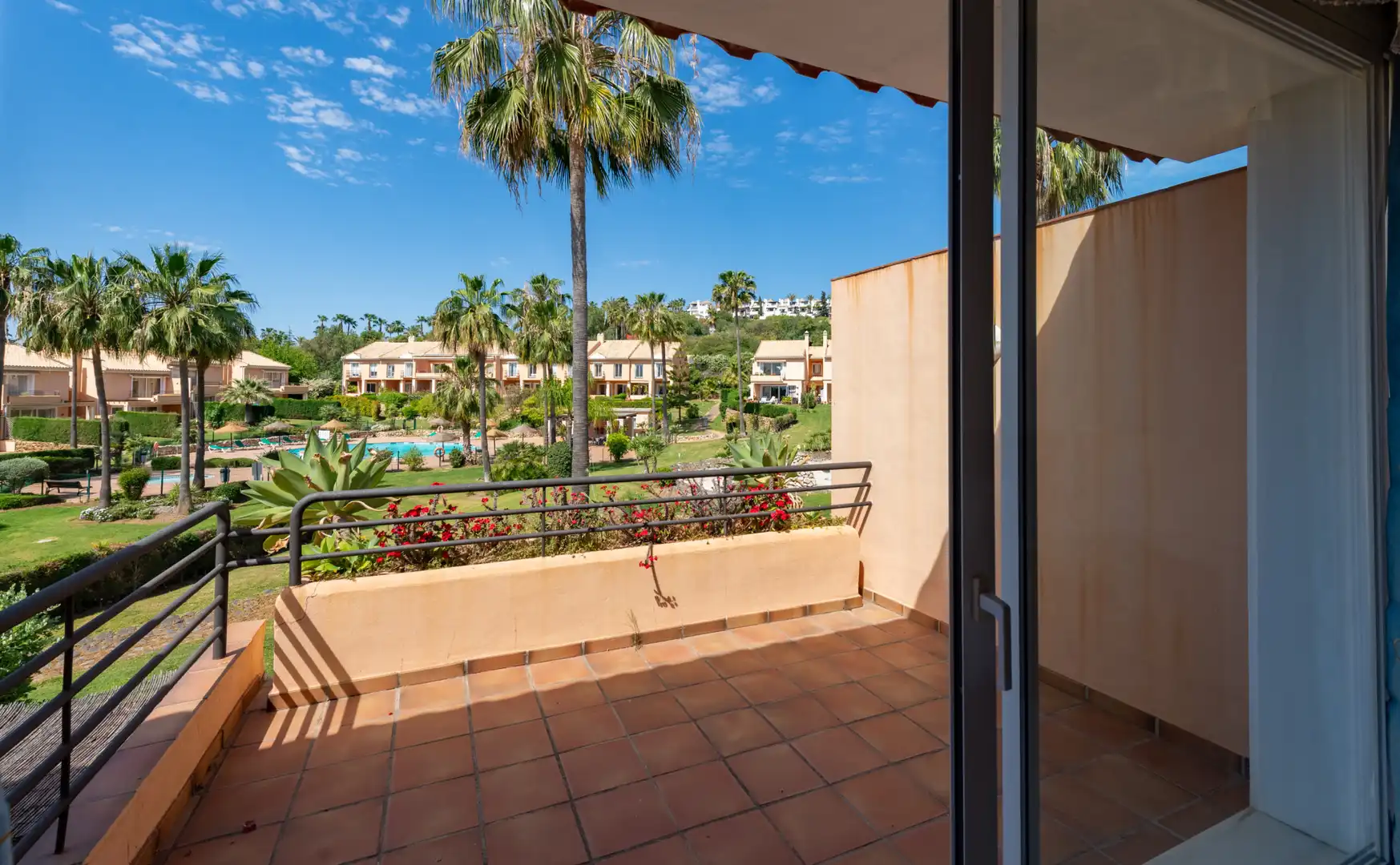 Terraza de Casa adosada en venta en Benahavís con Aire acondicionado, Terraza y Piscina