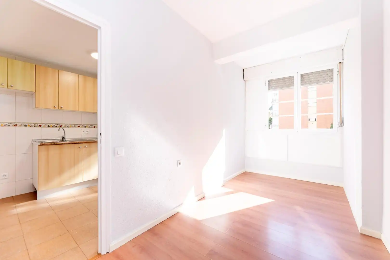 Habitación de Piso de alquiler en Madrid con Calefacción, Parquet y Terraza