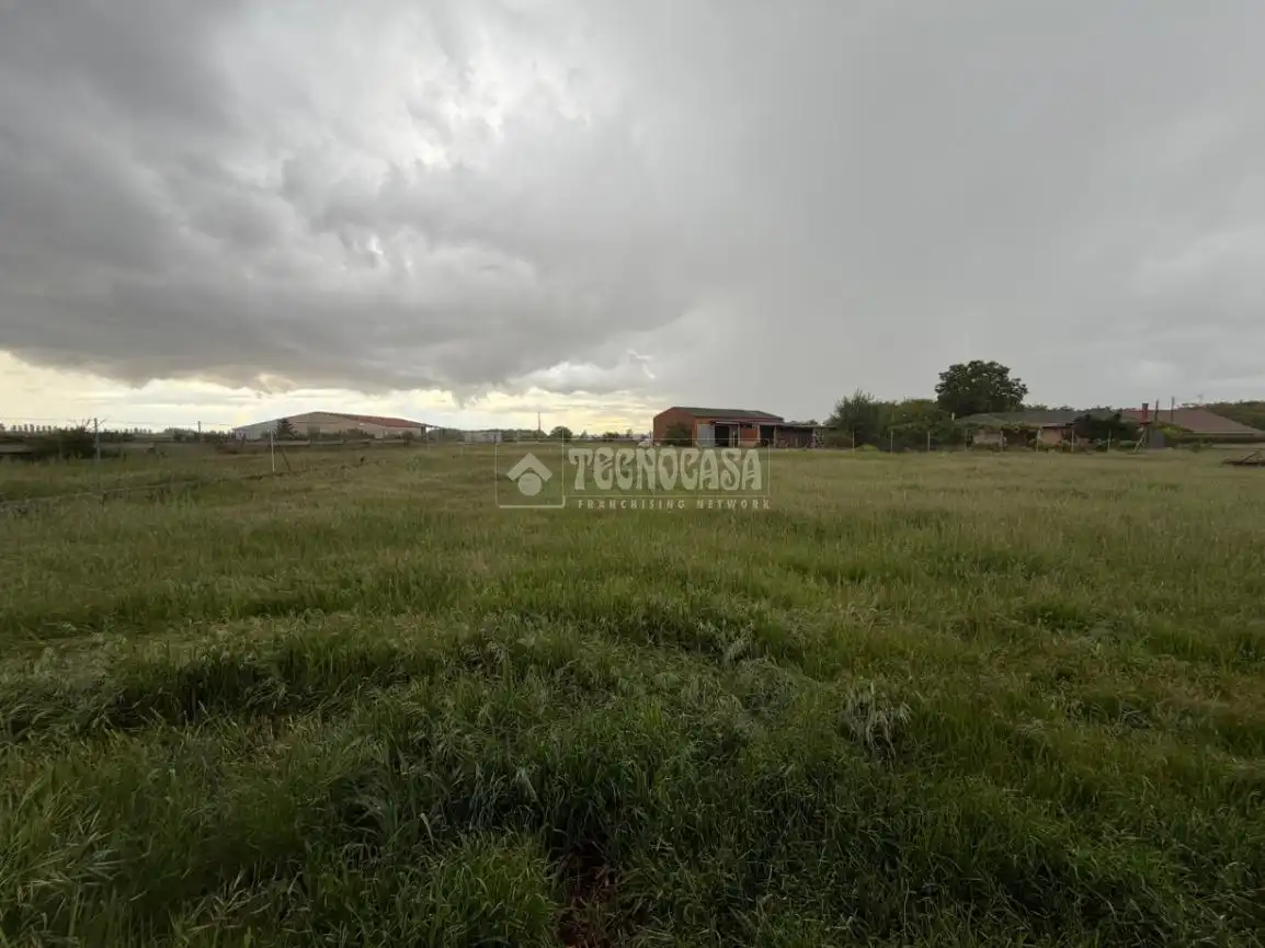 Land for sale in Villanueva de las Manzanas