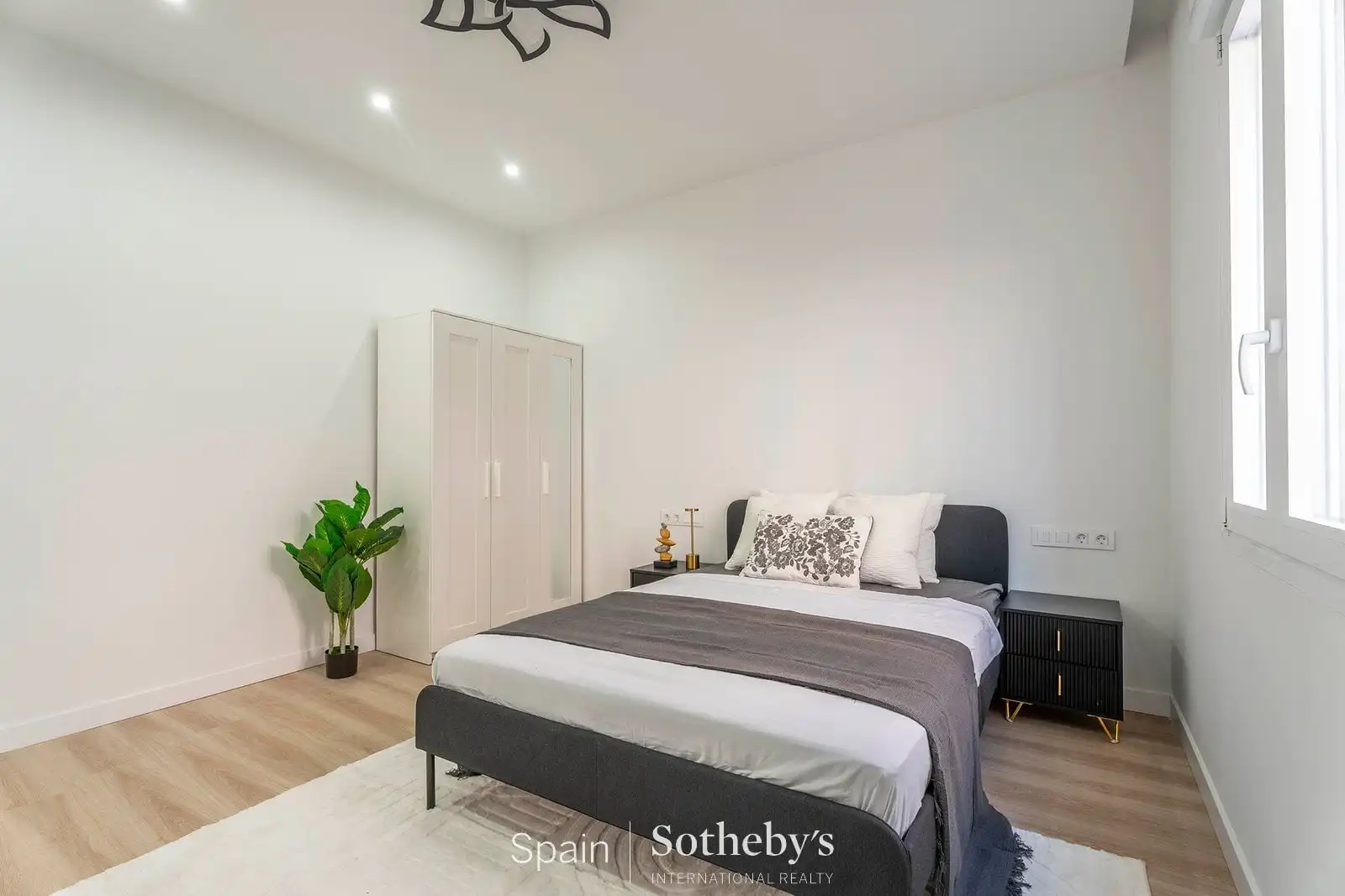 Appartement compact avec ascenseur à vendre à Paseo de la Reina Cristina, imagen 26