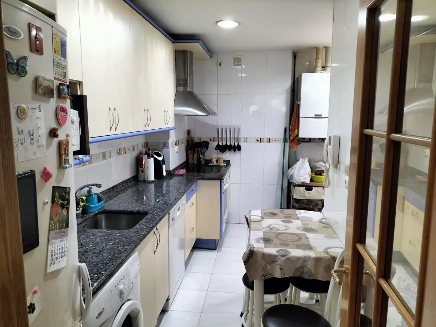 Cocina de Piso en venta en Guardo con Calefacción, Parquet y Trastero