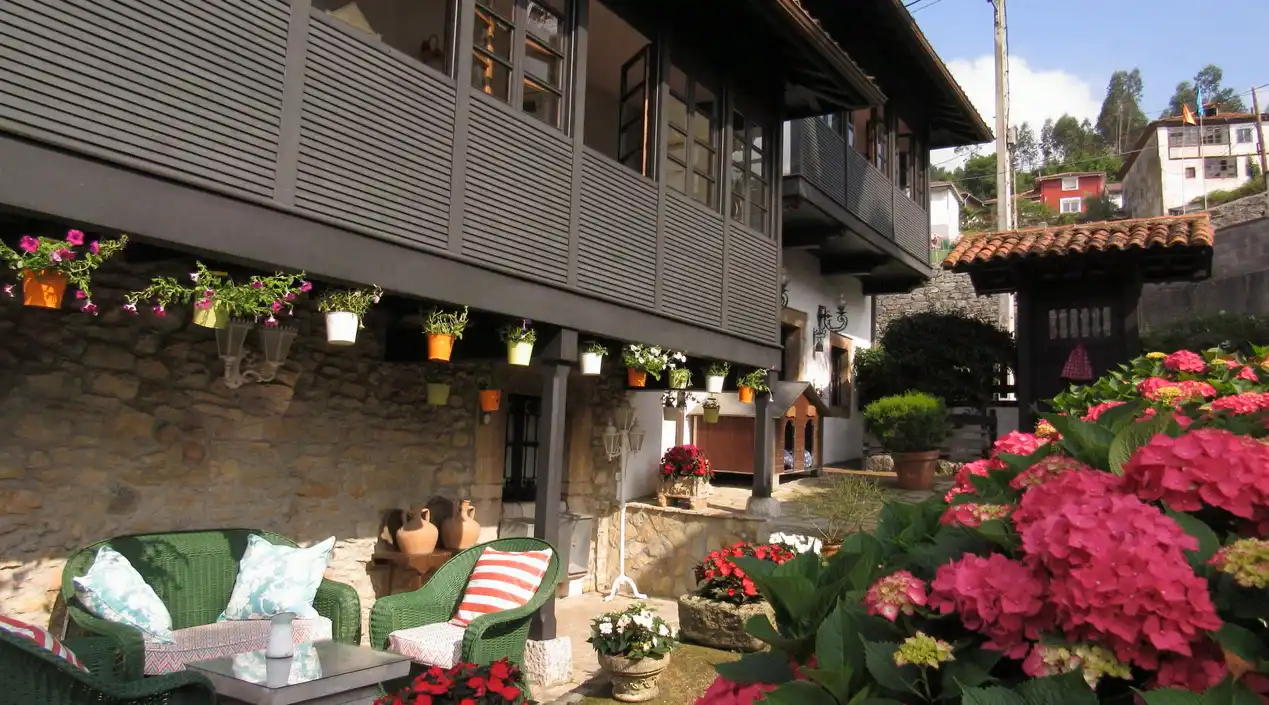Finca rústica en venda en Pravia amb Calefacció, Jardí privat i Parquet