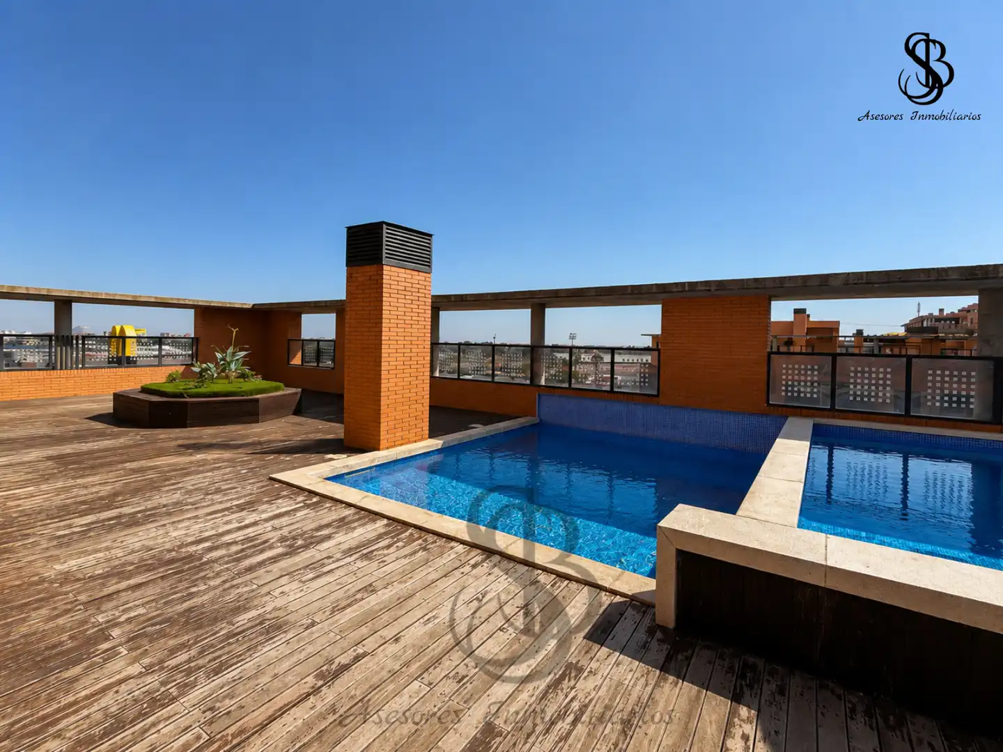 Piscina de Pis en venda en San Vicente del Raspeig / Sant Vicent del Raspeig amb Aire condicionat, Calefacció i Terrassa