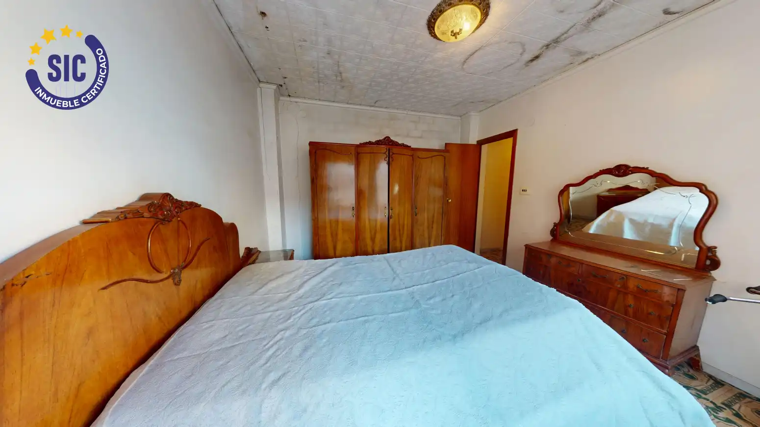 Habitación de Casa adosada en venta en Benifaió
