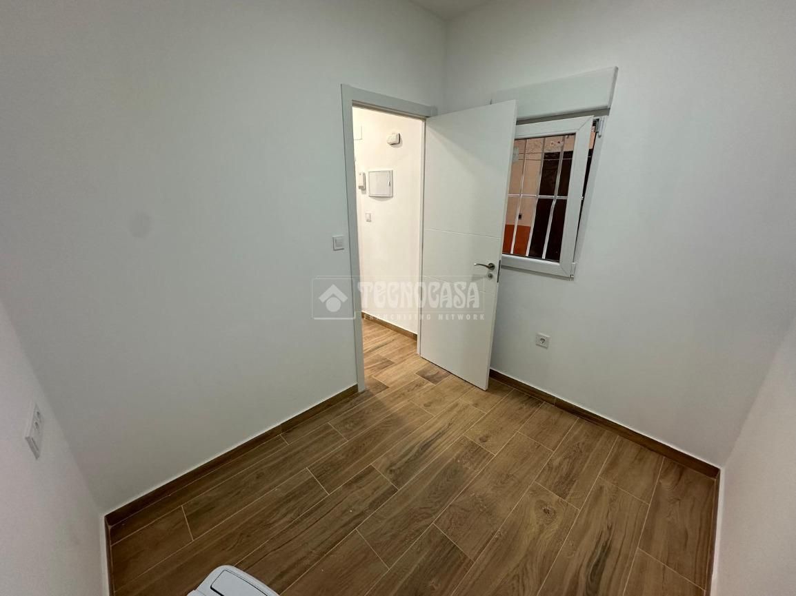 Flat for sale in  Madrid Capital
