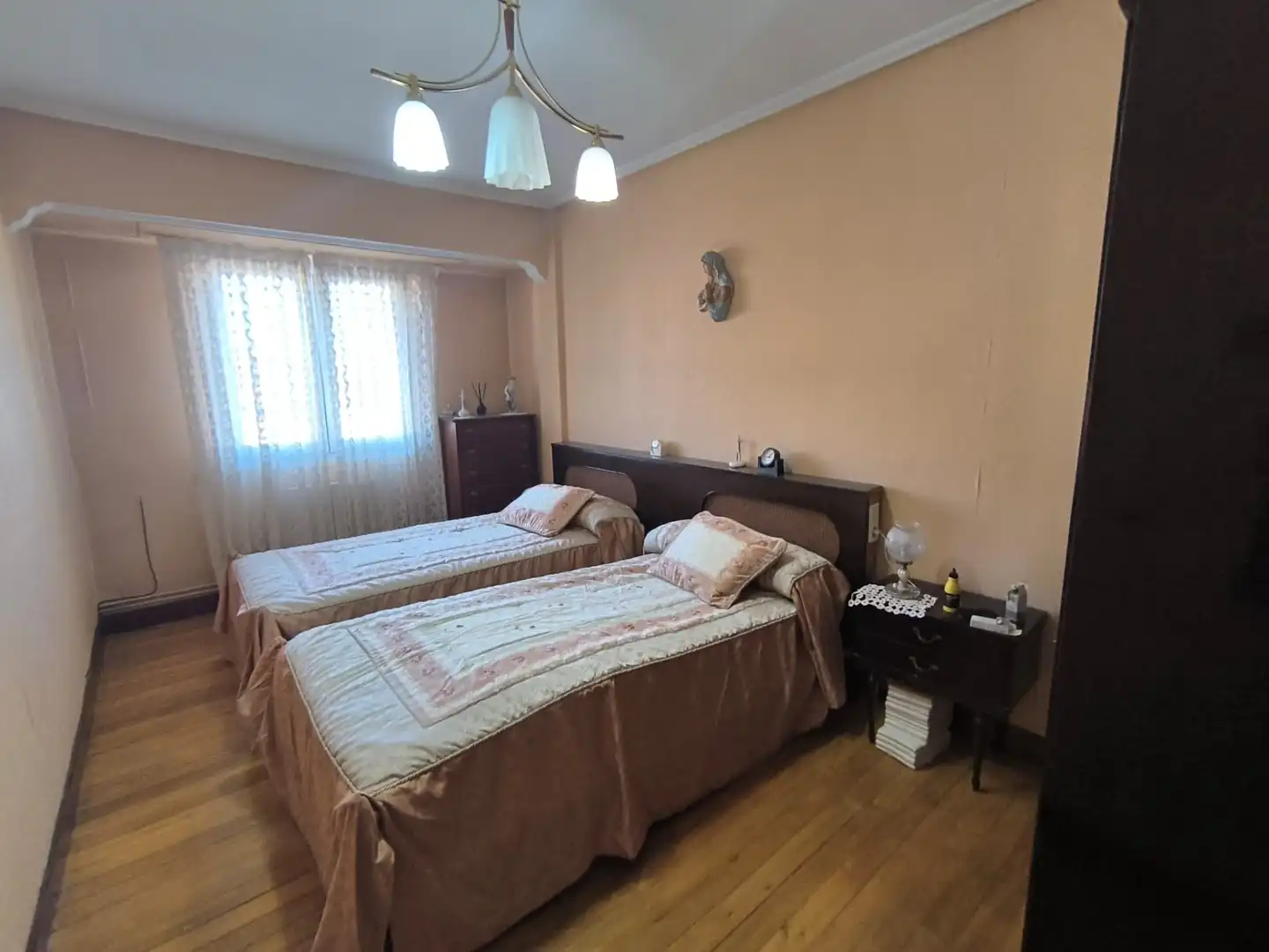 Habitación de Piso en venta en Bilbao  con Calefacción, Parquet y Amueblado