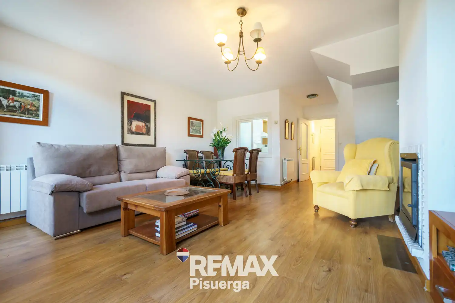 Sala de estar de Casa o chalet en venta en Simancas con Calefacción, Terraza y Trastero