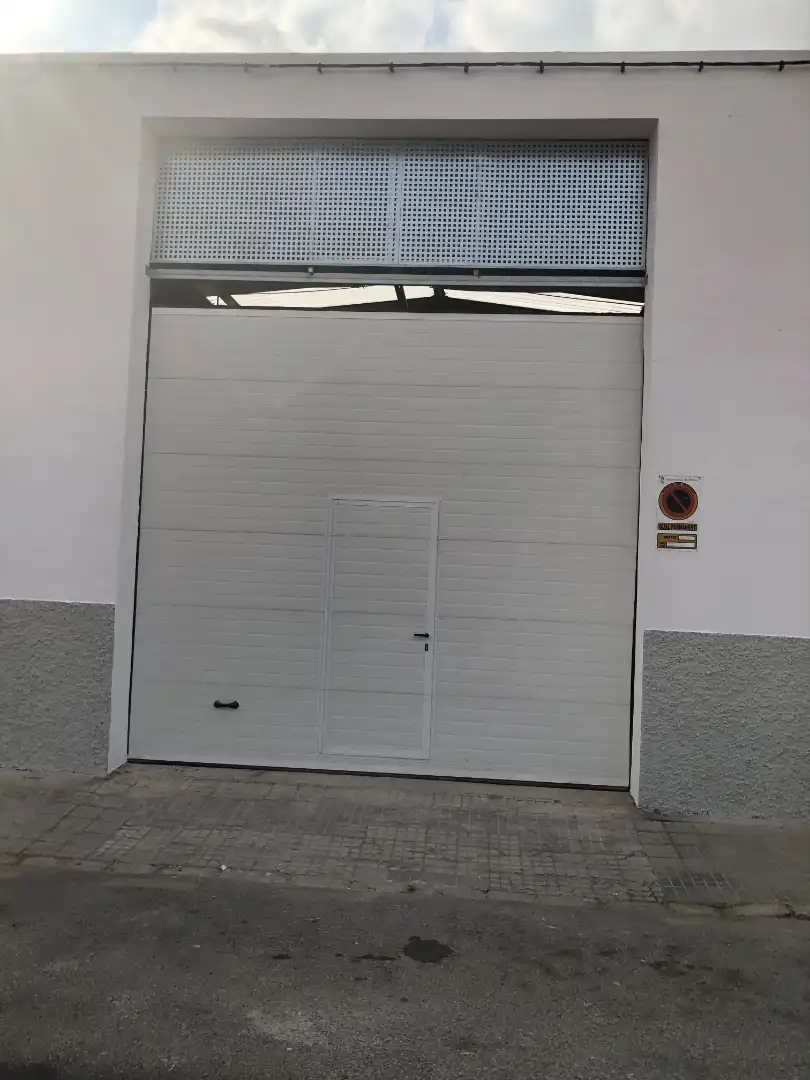 Nau industrial de lloguer a Carrer de l'Heura 21, imagen 3